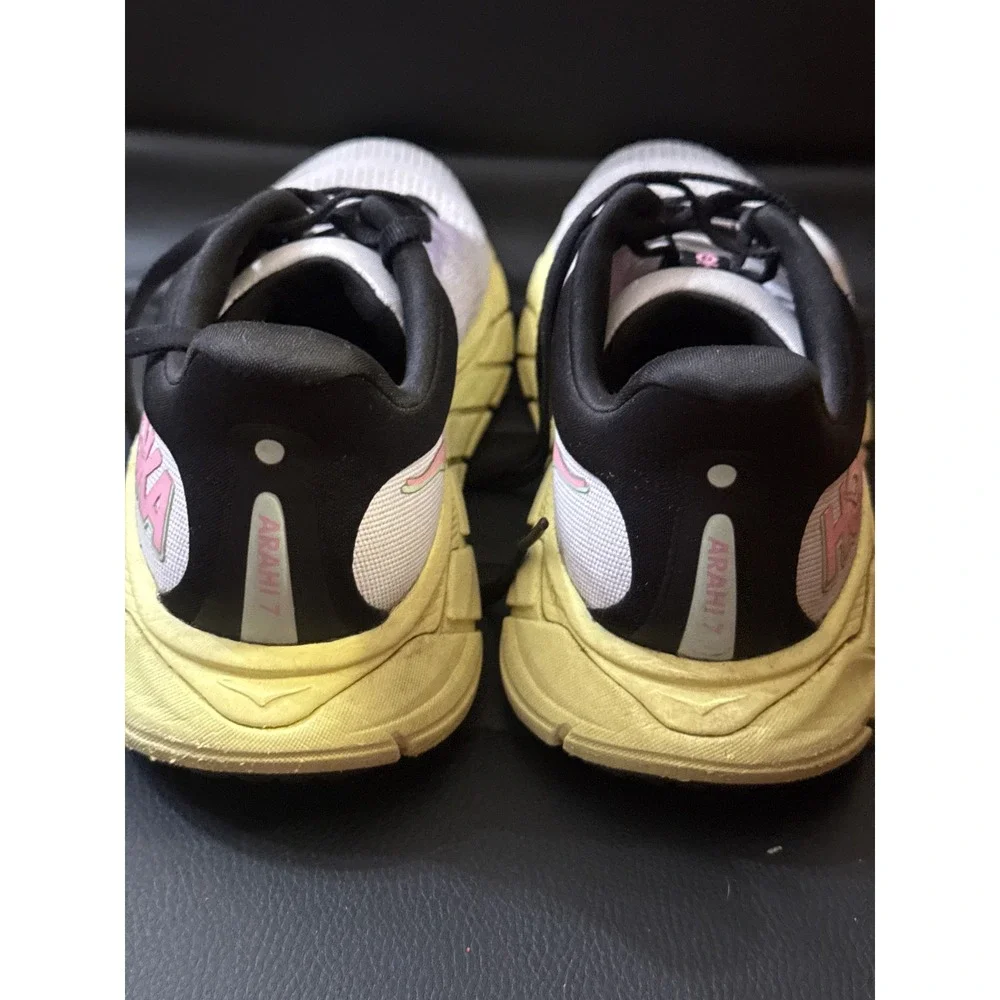 Hoka Arahi 7 Womens Running Shoes Starlight Glow / Yuzu Colorway Sz 8  Sneakers